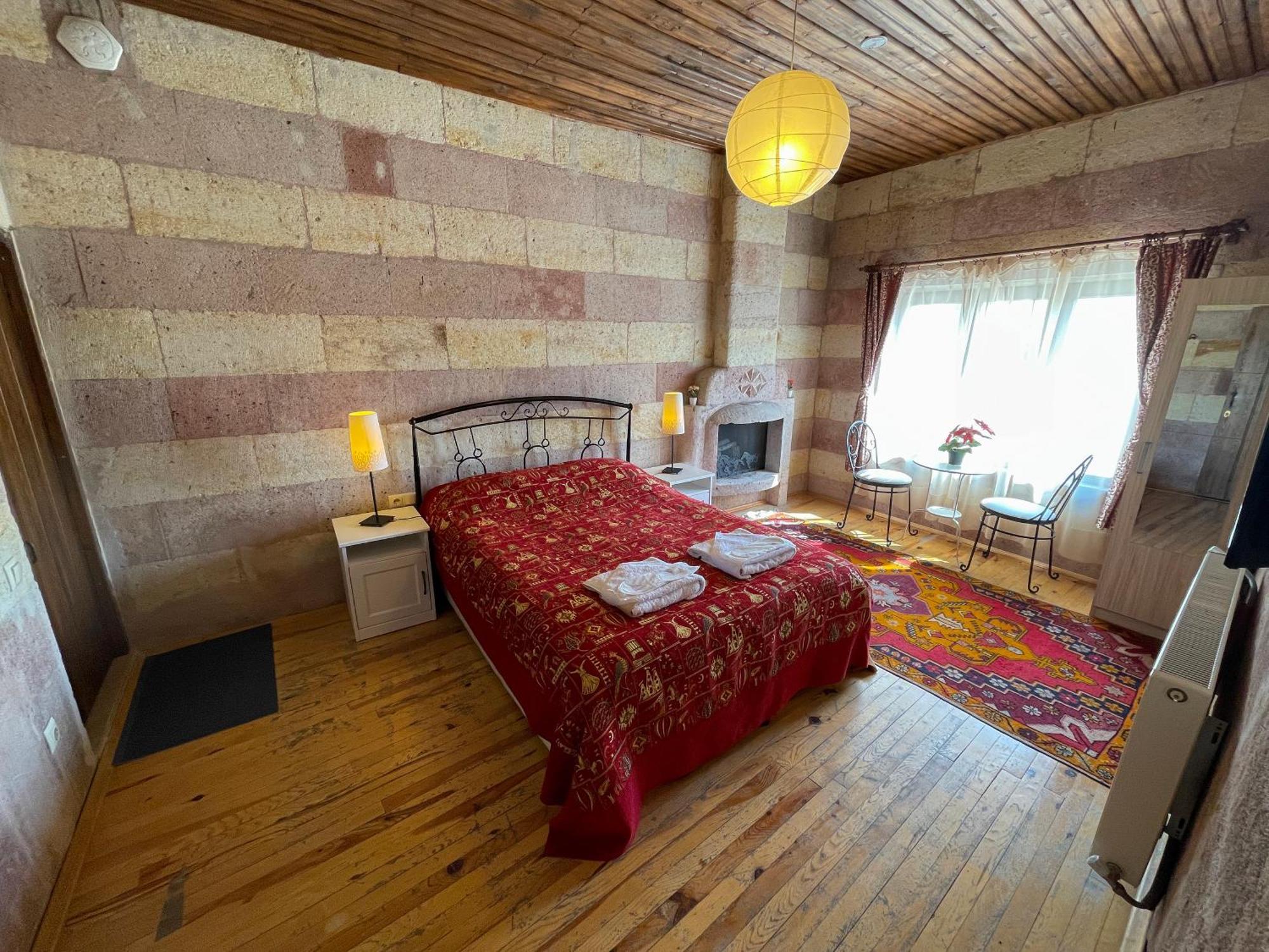Karadut Cave Hotel غوريمِيه المظهر الخارجي الصورة